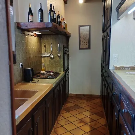 The Du Canal Spacious House With Swimming Pool