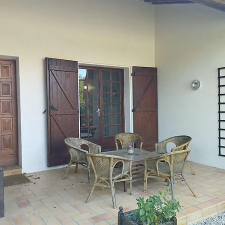 The Du Canal Spacious House With Swimming Pool Holiday home Trebes