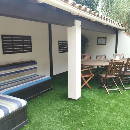 The Du Canal Spacious House With Swimming Pool Holiday home Trebes